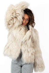 Exklusiver Damenmantel Alina aus mongolischem Lamm