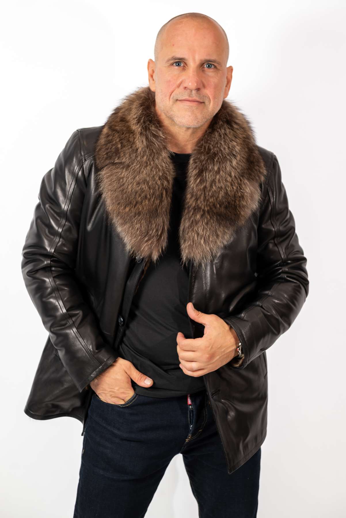 Men's Coat Douglas Black with Wolf collar