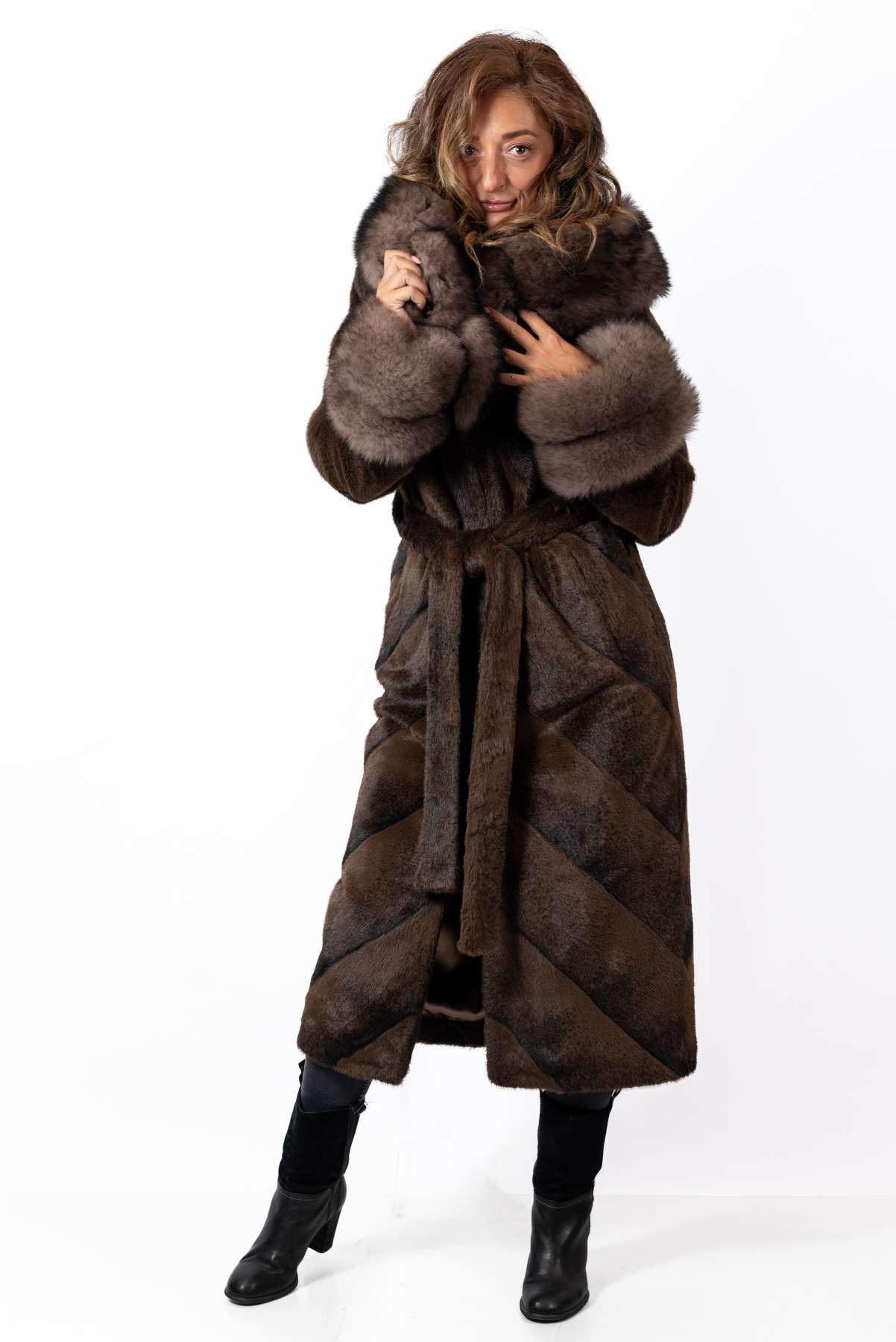Women's exclusive alpaca coat Liana Brown