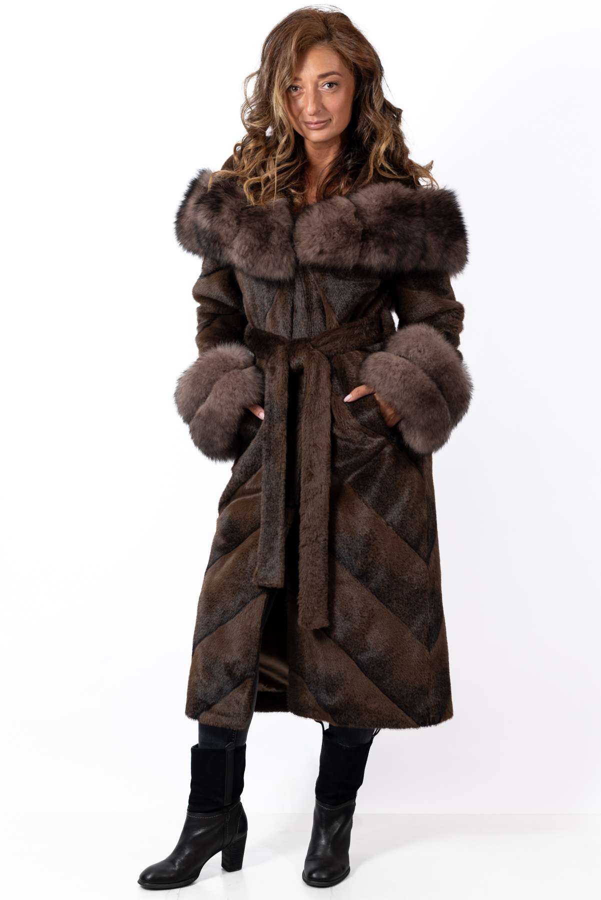 Women's exclusive alpaca coat Liana Brown