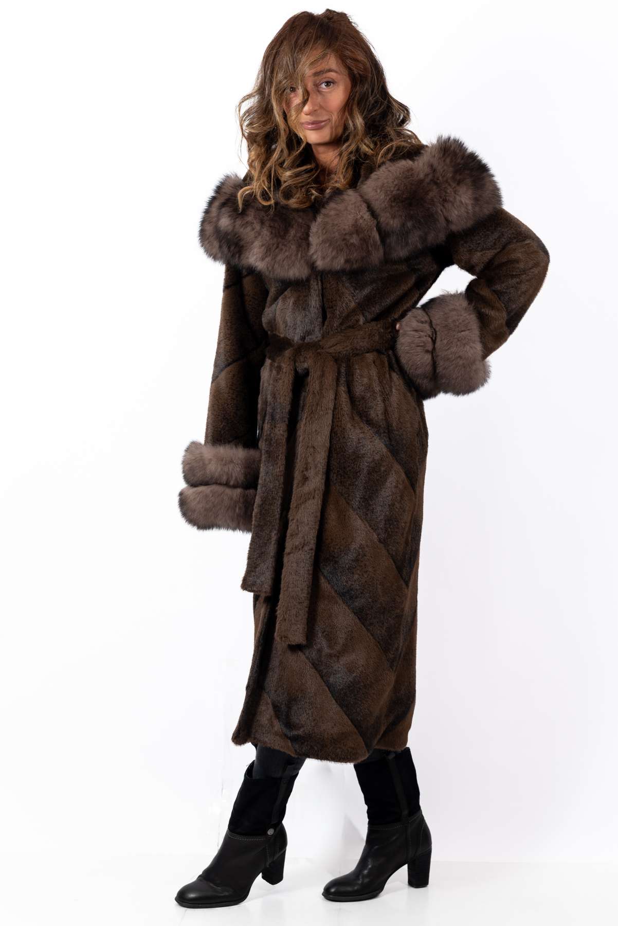 Women's exclusive alpaca coat Liana Brown
