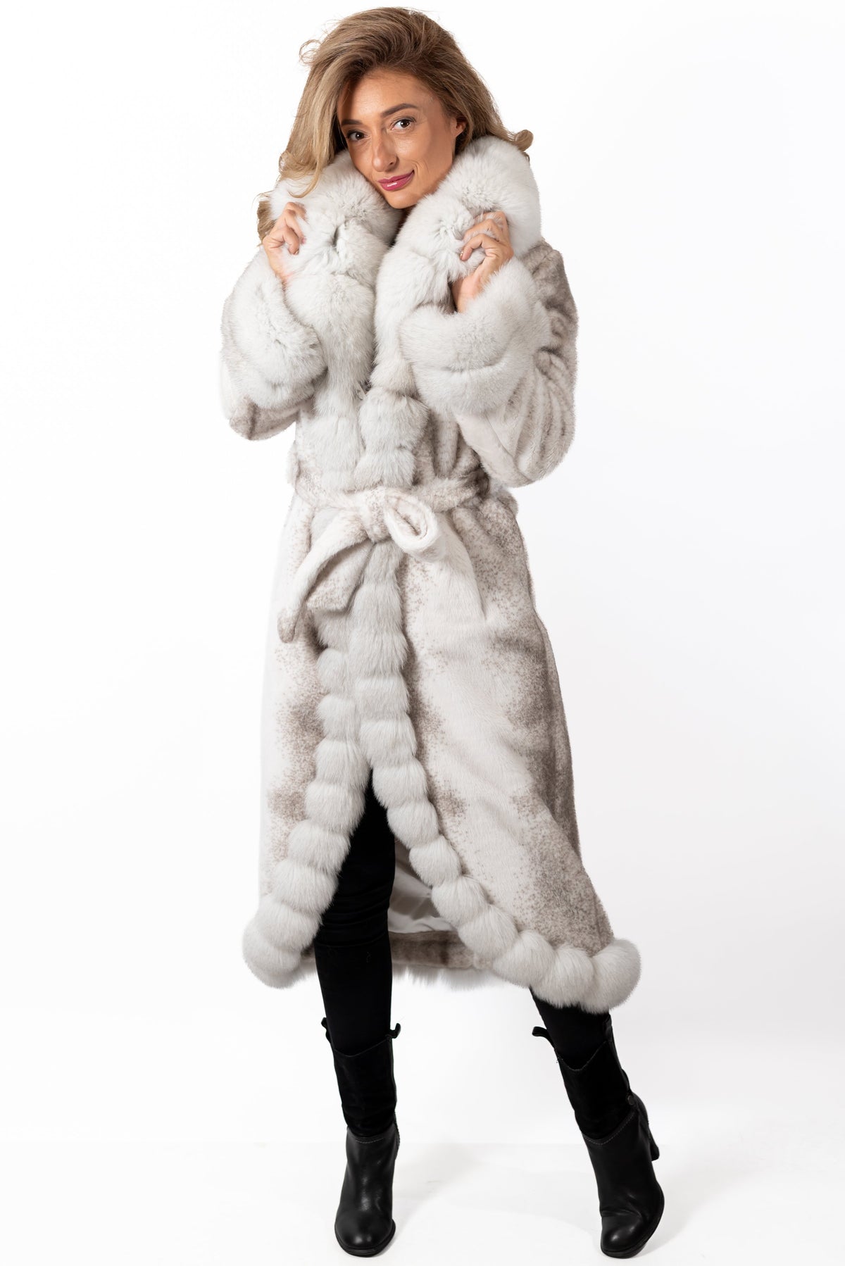 Women's exclusive Alpaca coat Militsa White