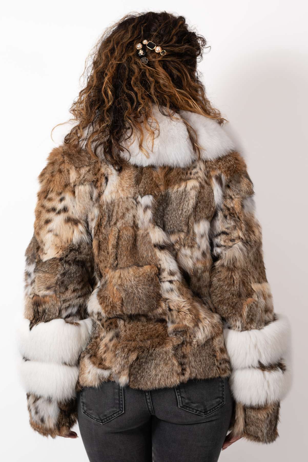 Women's exclusive coat Anelia made of natural lynx fur