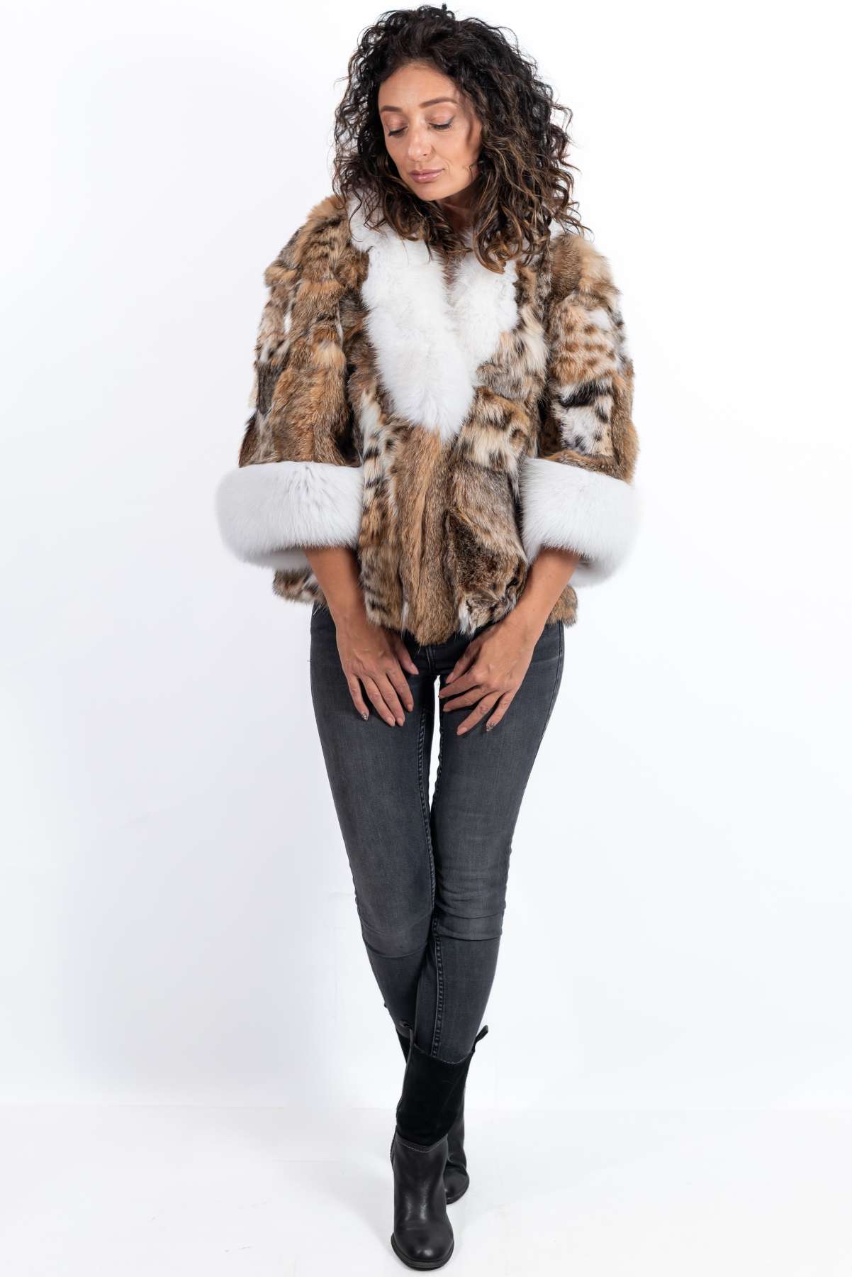 Women's exclusive coat Bistra made of natural lynx fur