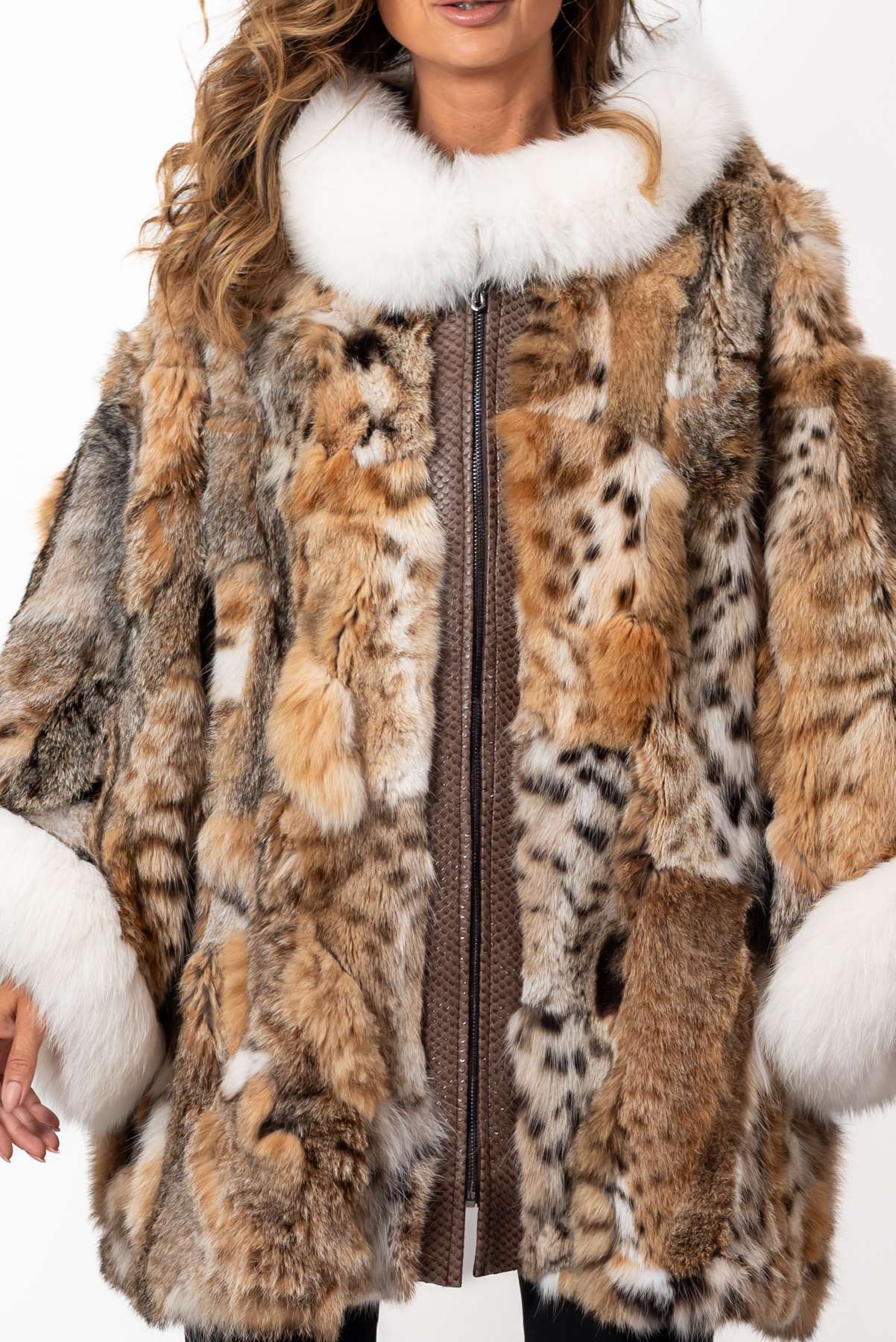 Women's exclusive coat Boryana made of natural lynx fur