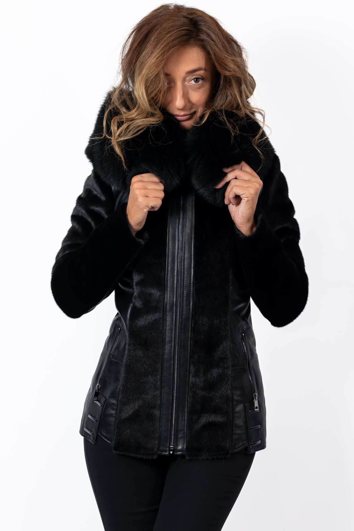 Women's exclusive Alpaca Vihra coat with hood Black