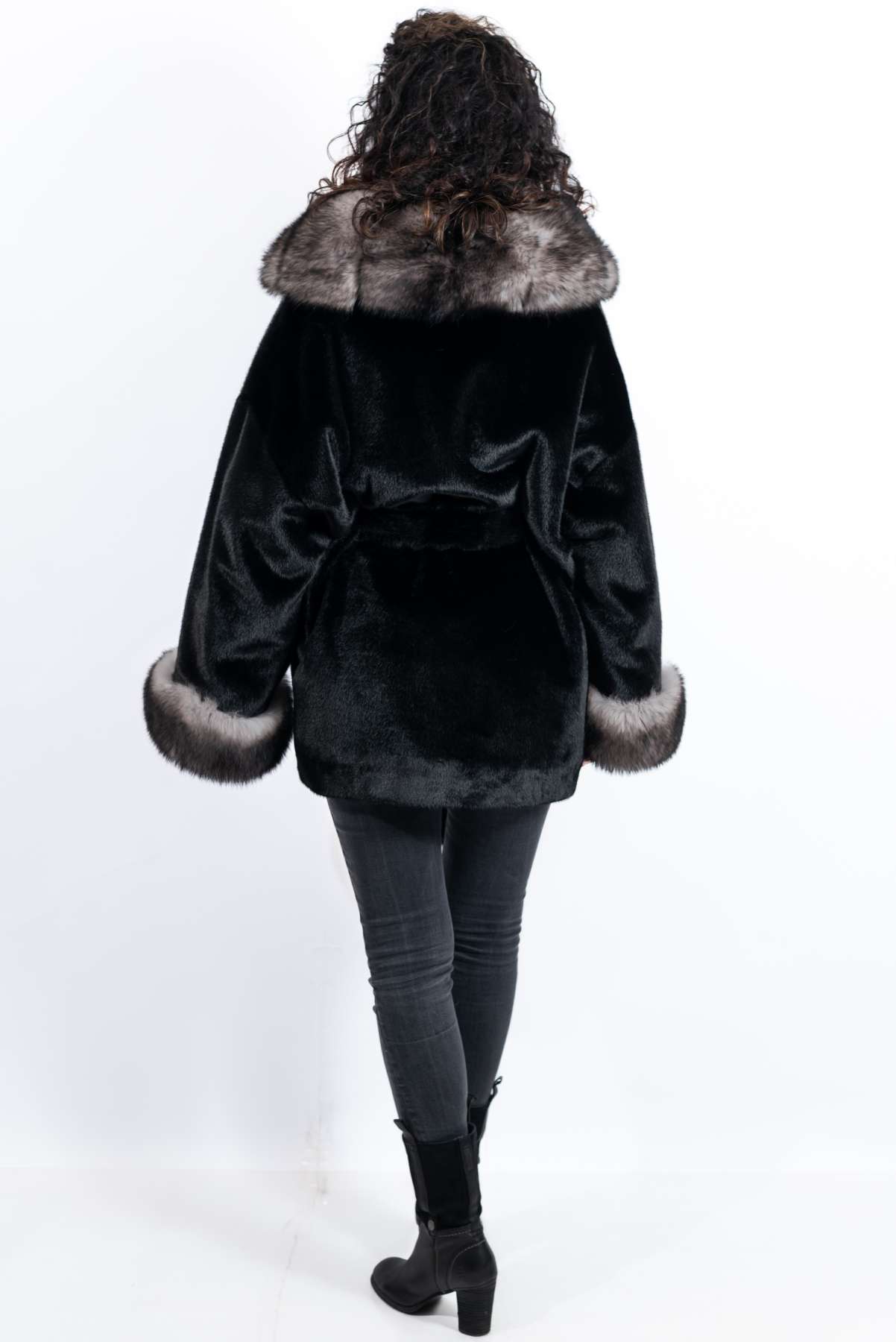 Women's exclusive alpaca coat Jasmine Black