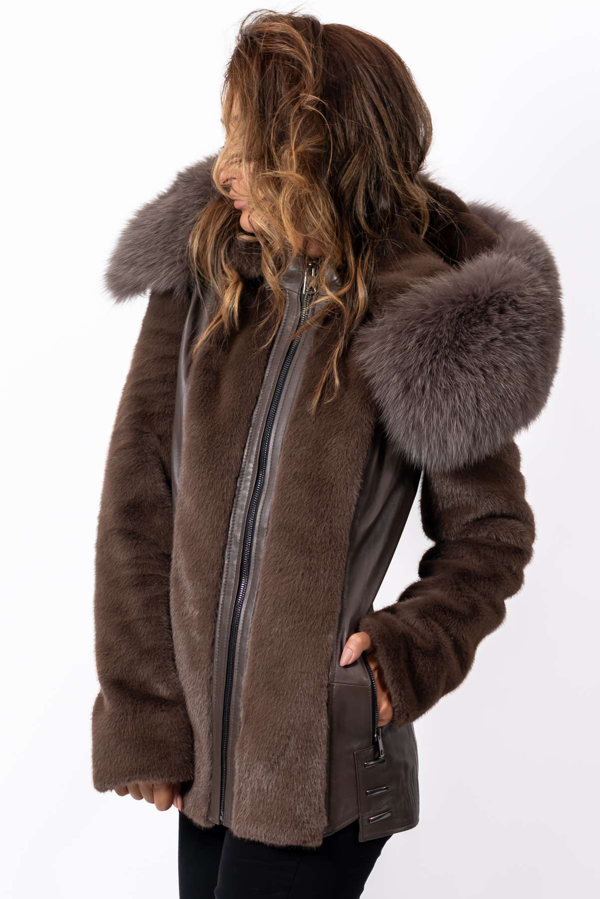 Women's exclusive Alpaca Vihra coat with hood