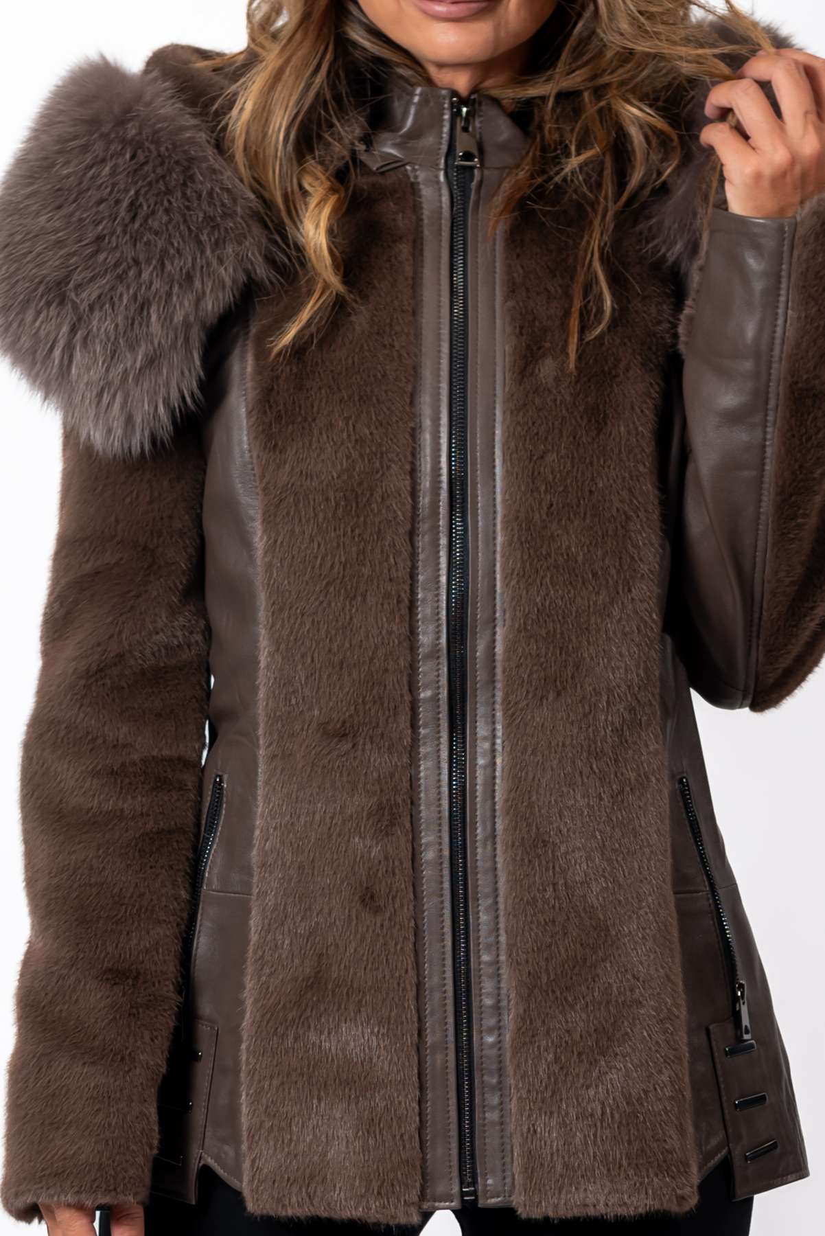 Women's exclusive Alpaca Vihra coat with hood