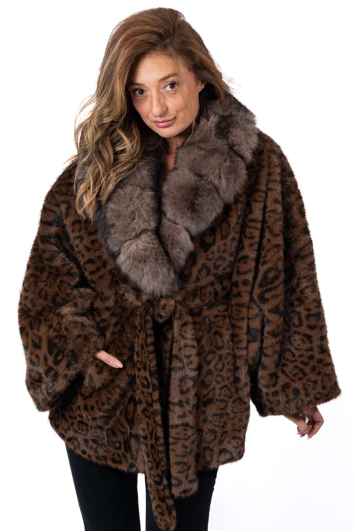 Women's exclusive Alpaca coat Charlotte Leopard