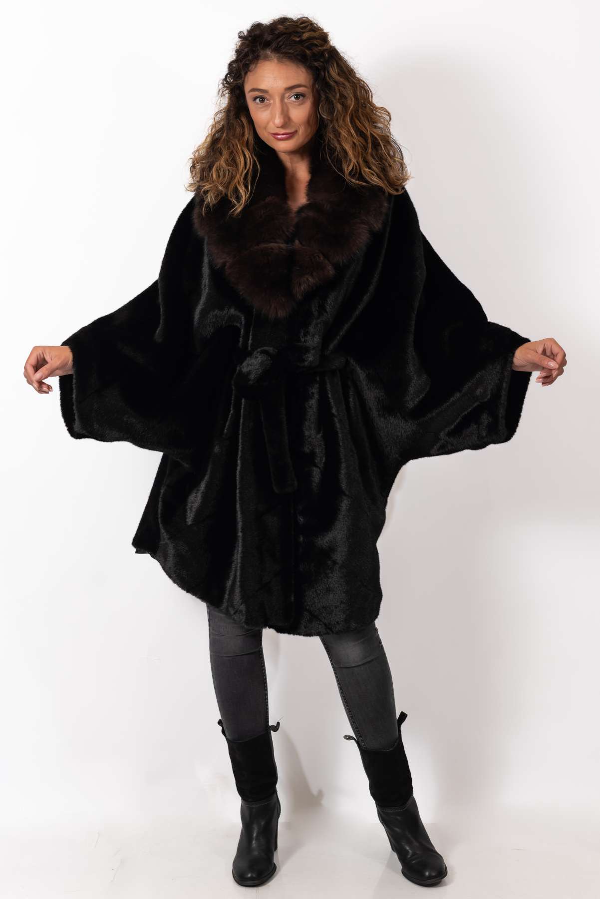 Women's exclusive Alpaca coat Siana