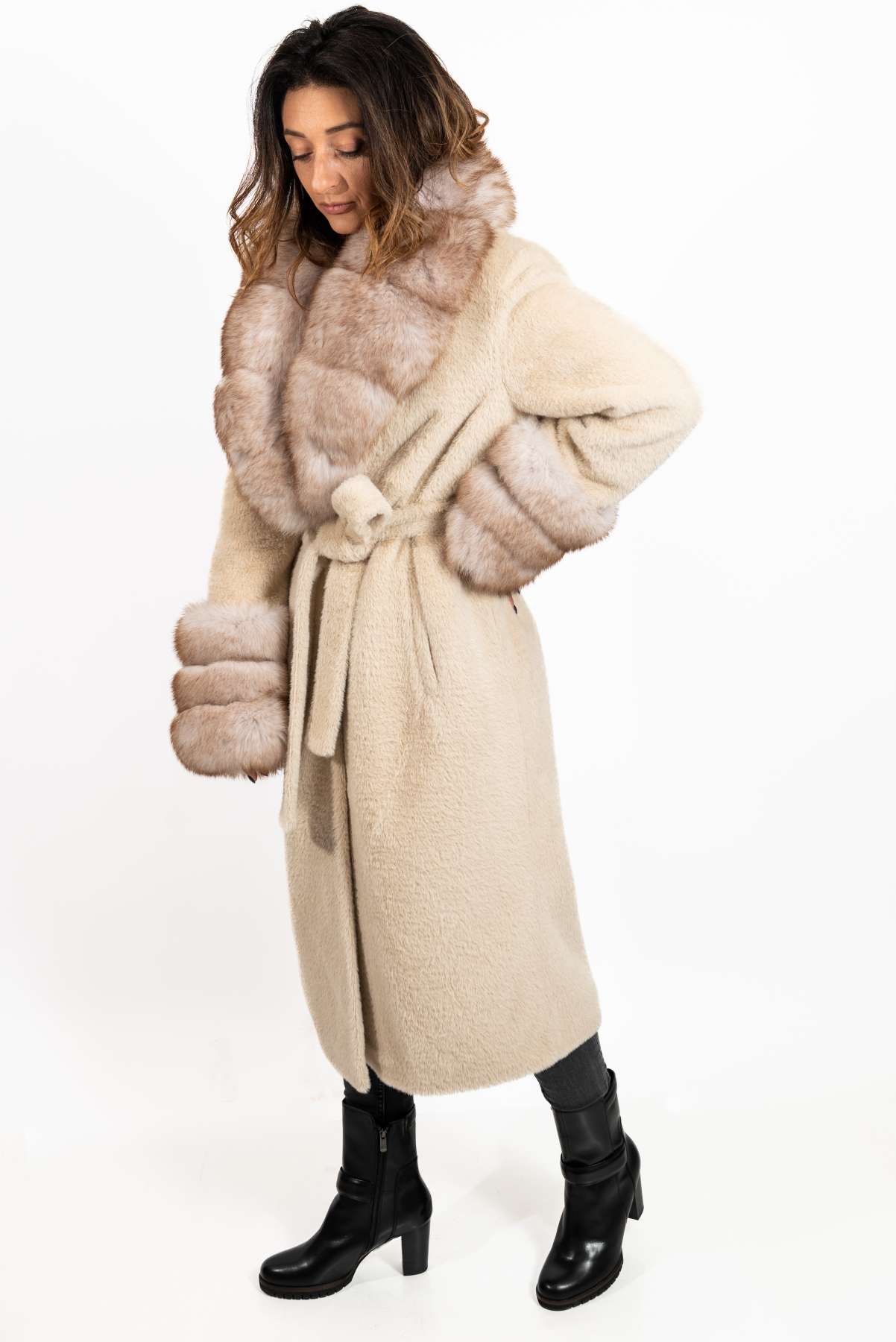 Women's exclusive alpaca coat Amelia Beige