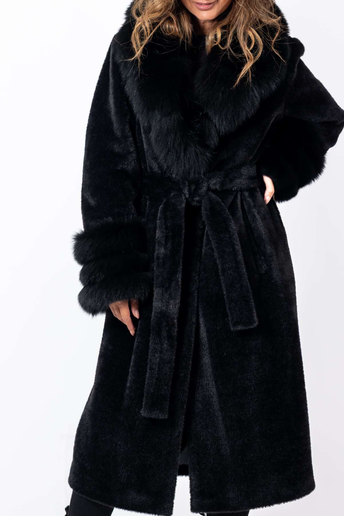 Women's exclusive alpaca coat Amelia Black