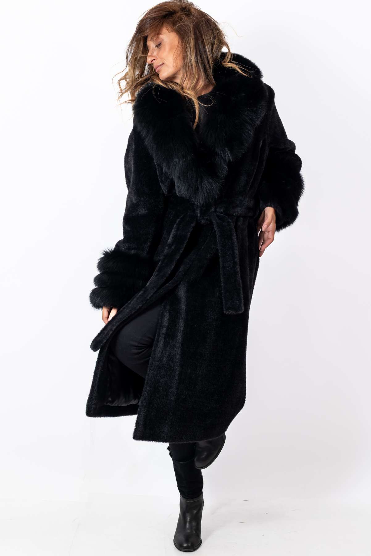 Women's exclusive alpaca coat Amelia Black