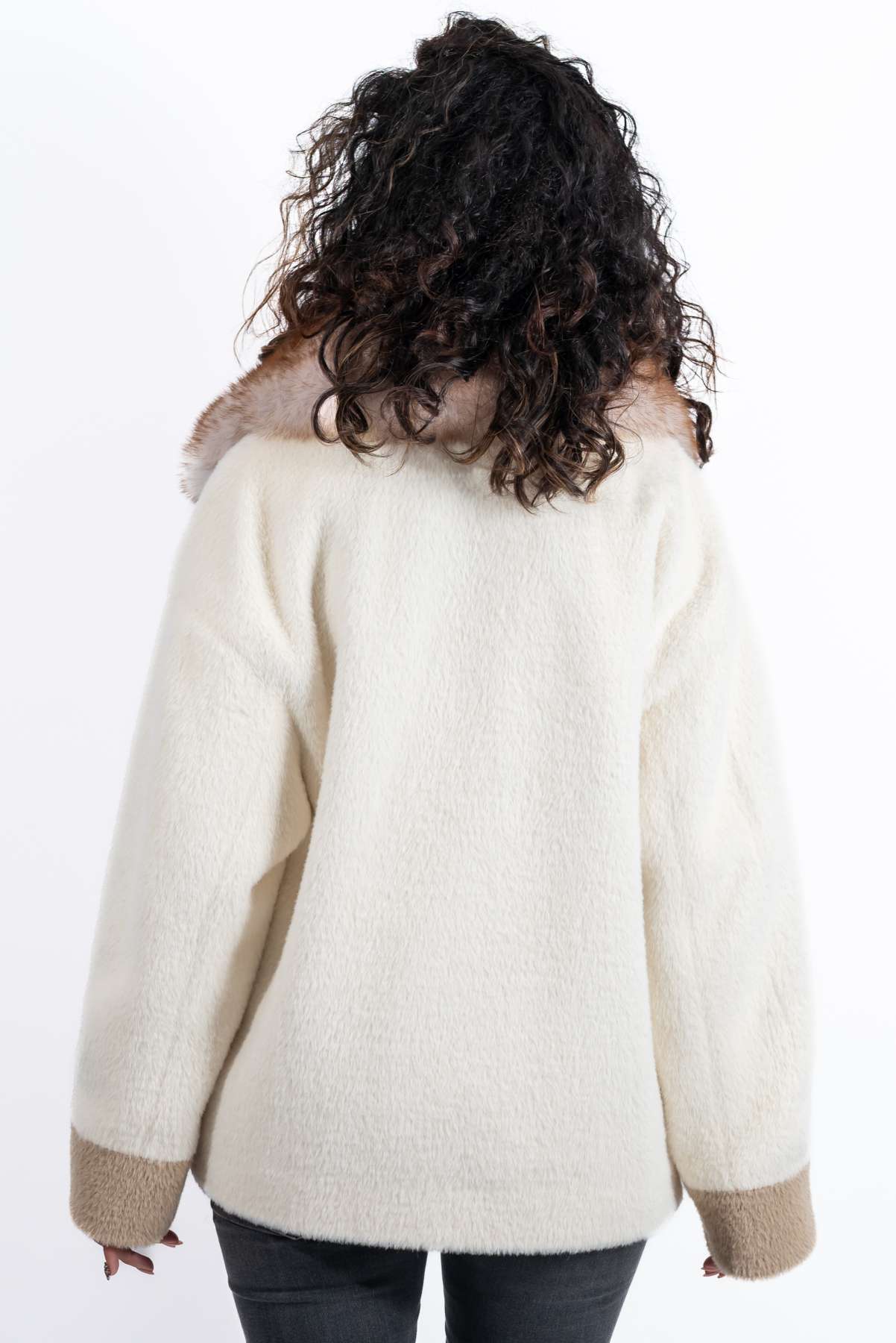 Women's exclusive Alpaca coat Yanitsa White