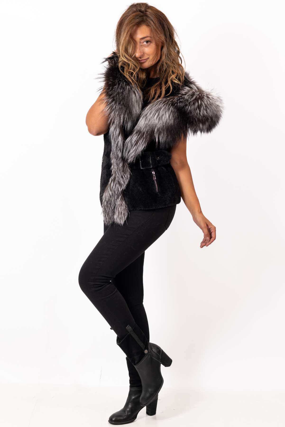 Women's exclusive alpaca Vest with Silver Fox