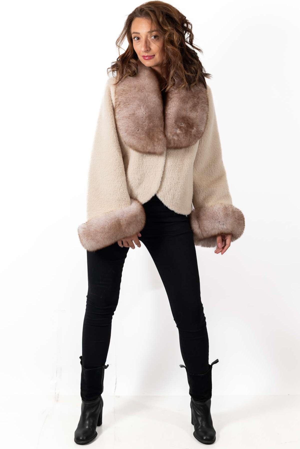 Women's exclusive alpaca coat Ava Short Beige