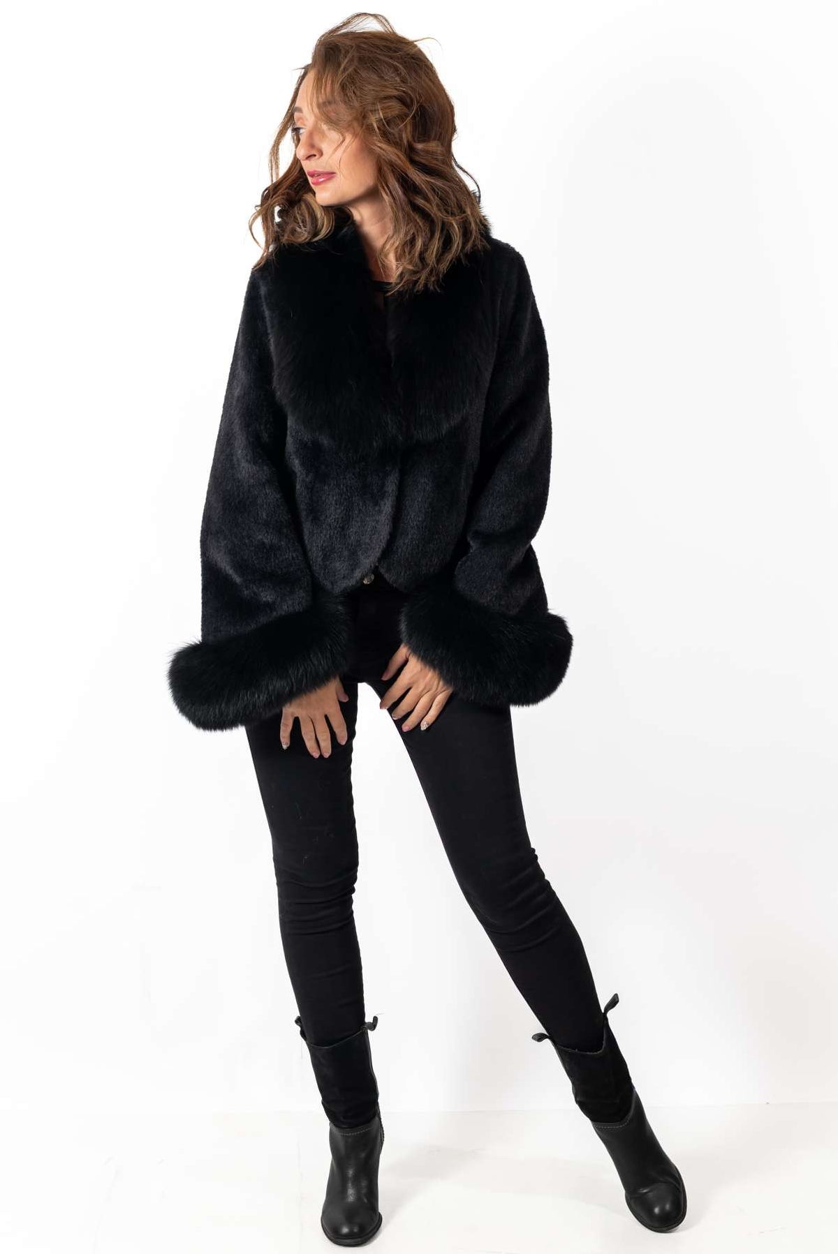 Women's exclusive alpaca coat Ava Short Black