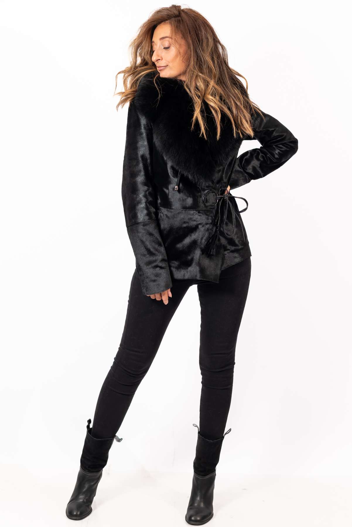Women's exclusive coat Pony Black Short