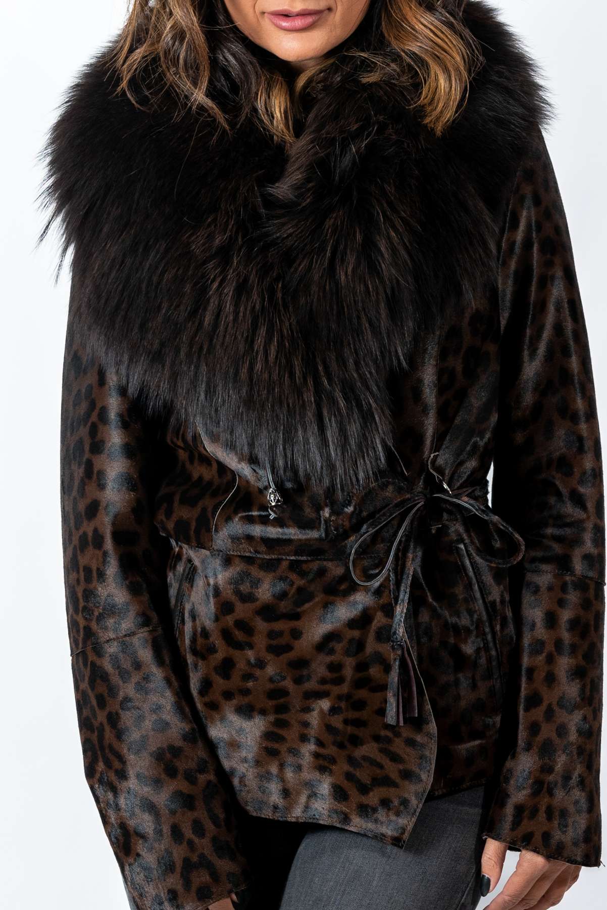 Women's exclusive coat Pony Leopard Short