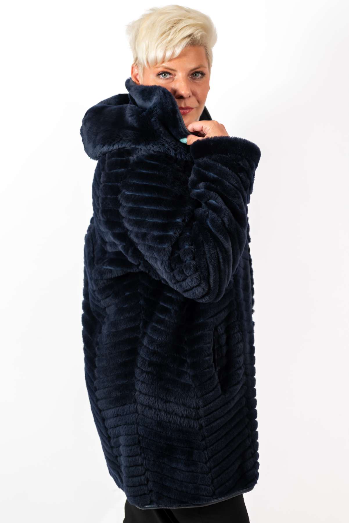 Women's exclusive lambskin coat Silvana