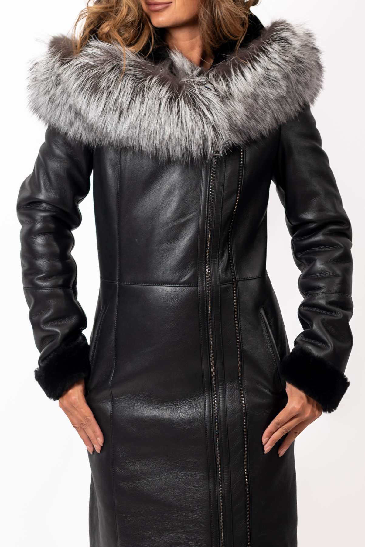 Women's exclusive lambskin coat Asena with Silver Fox