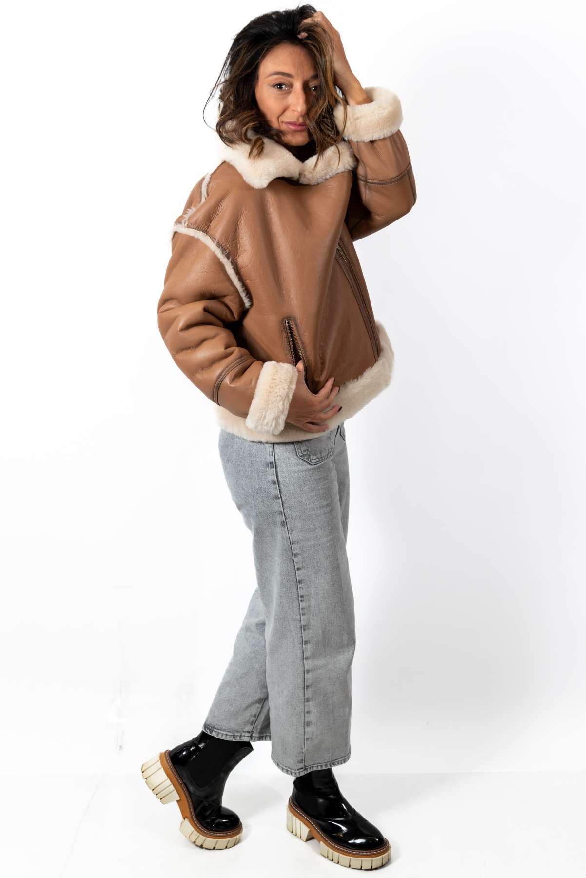 Women's exclusive lambskin coat Bisera Camel