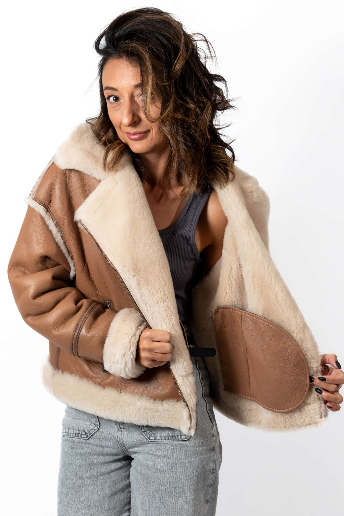 Women's exclusive lambskin coat Bisera Camel