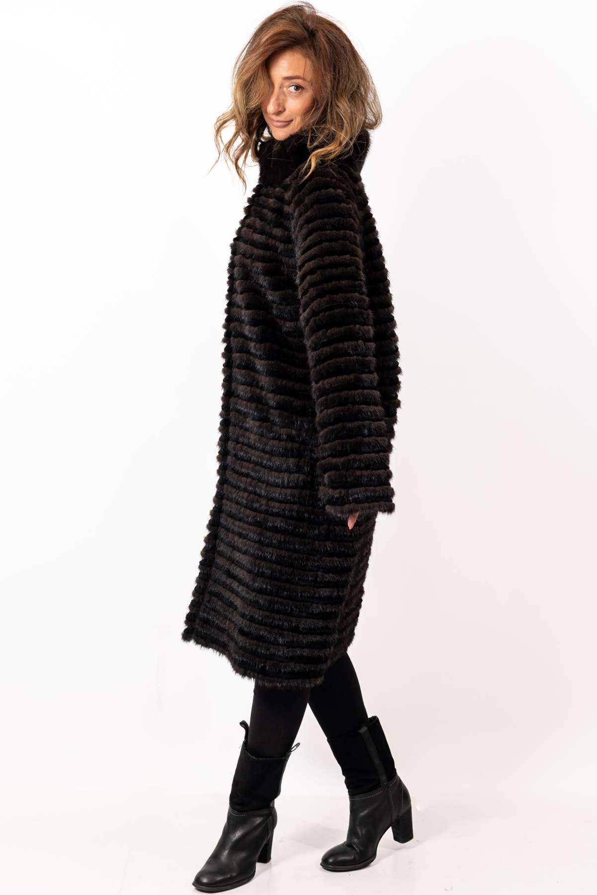 Women's exclusive coat from mink Dayana Brown