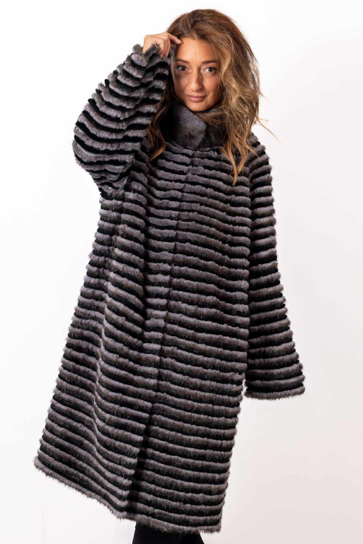 Women's exclusive coat from mink Dayana Grey
